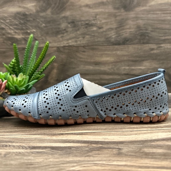 NIB Spring Step Fredia Laser Cut Leather Moc Moccasin Flats Loafer Blue - Picture 7 of 14